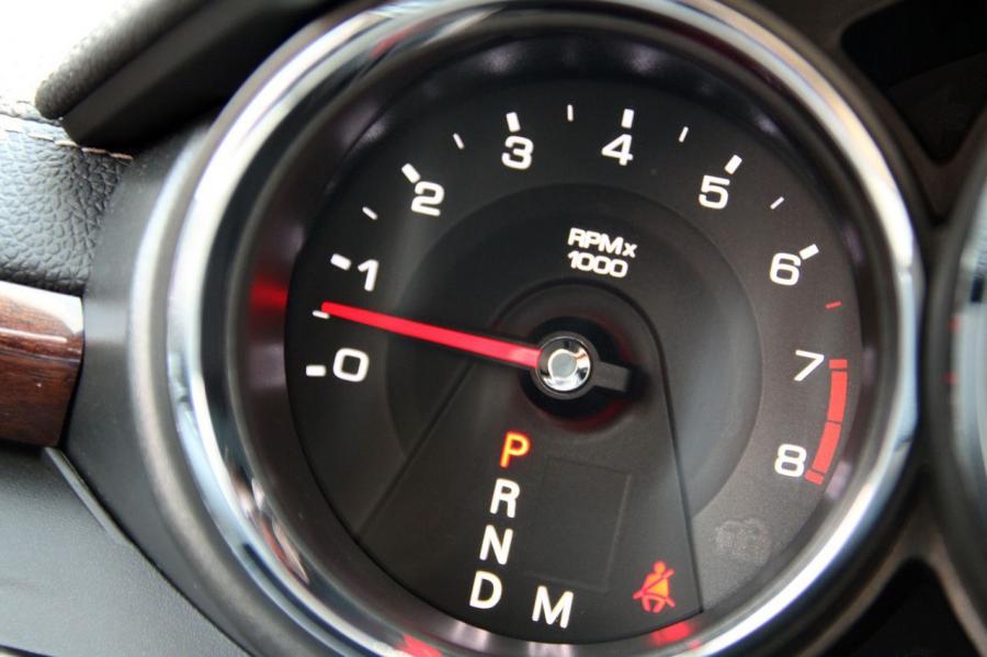  Cadillac CTS Sport Wagon 2010 года  (фото 24 из 53)